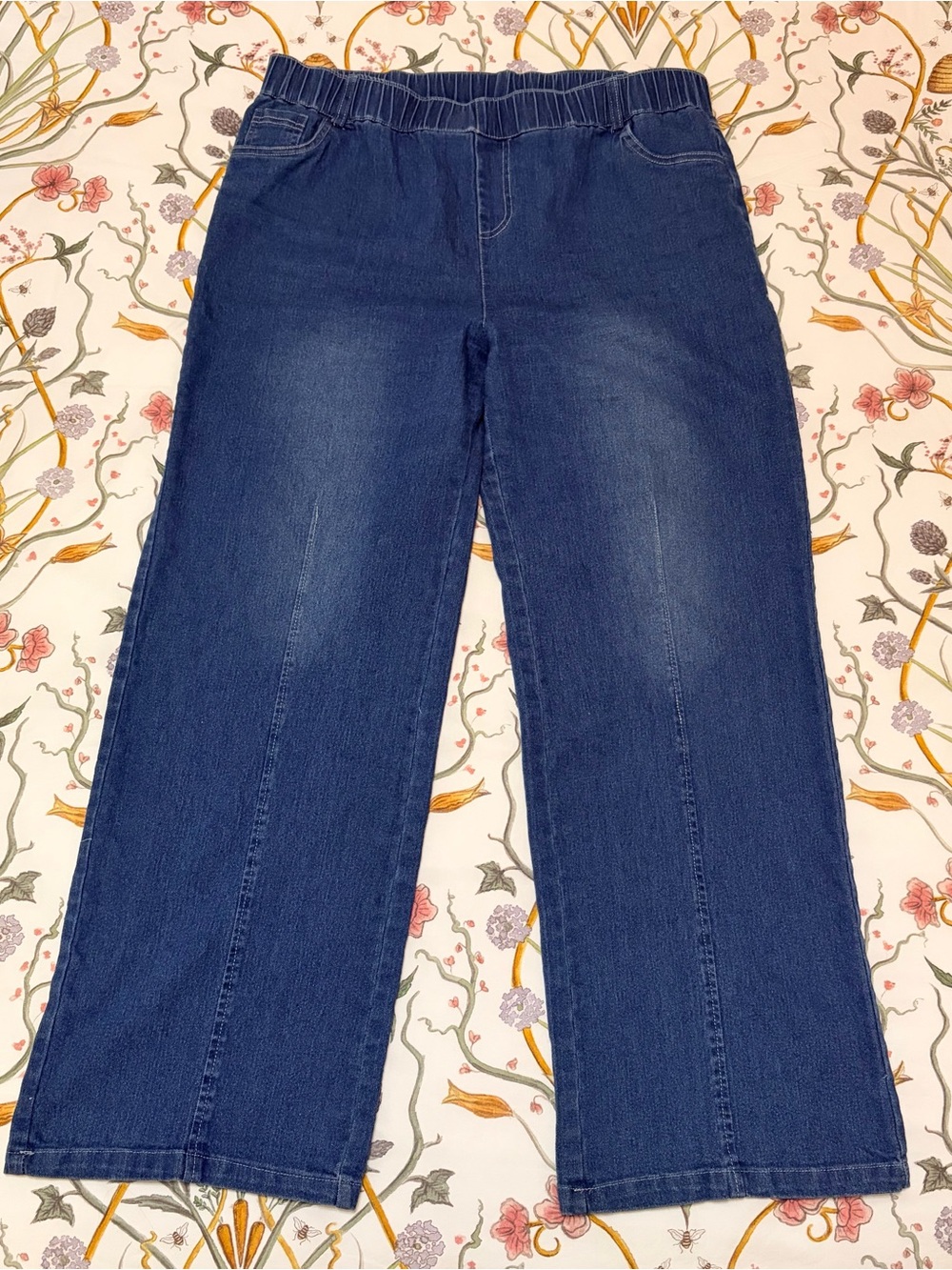 Classic Wide-Leg Women’s Jeans - Blue